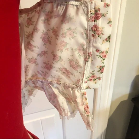 Adorable Floral Crop Top with Sheer Ruffle Trim and Bow Knot Straps - Picture 7 of 7